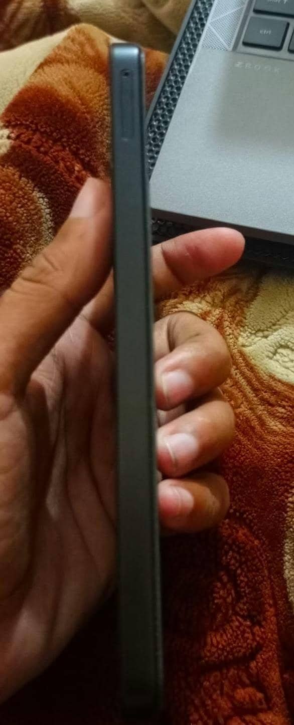 Samsung Mobile A17 4