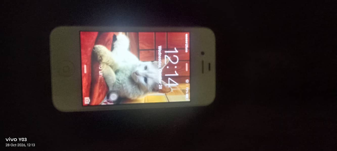 Apple iPhone 4 0