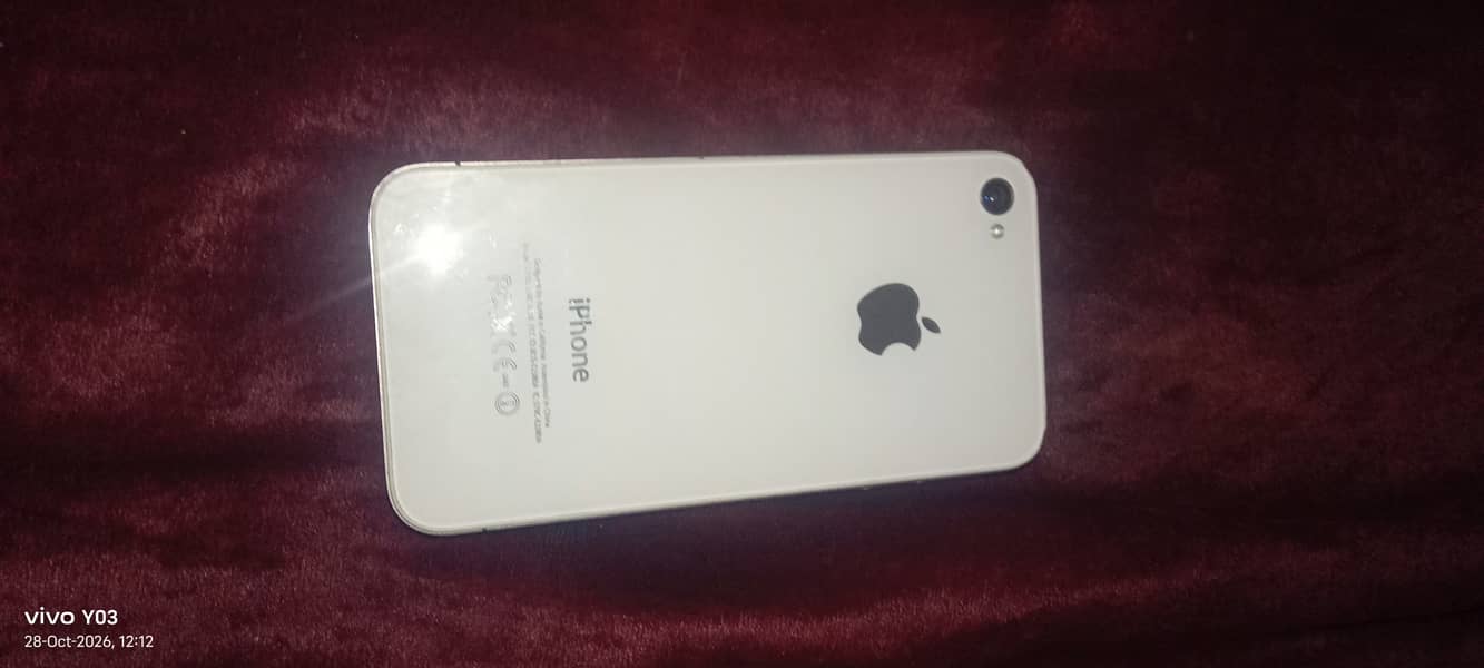 Apple iPhone 4 1