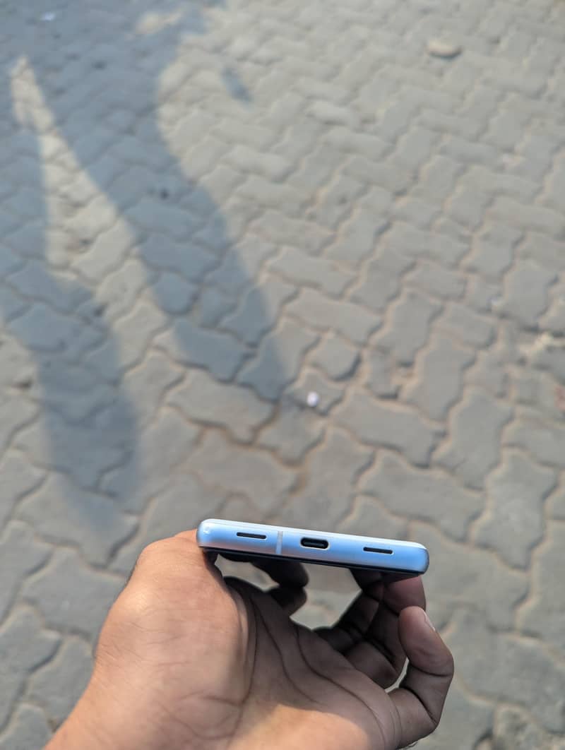 Google Pixel 7a 6