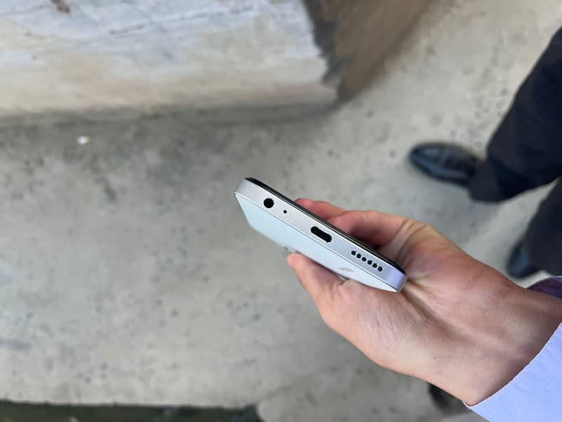 Tecno spark go1 4