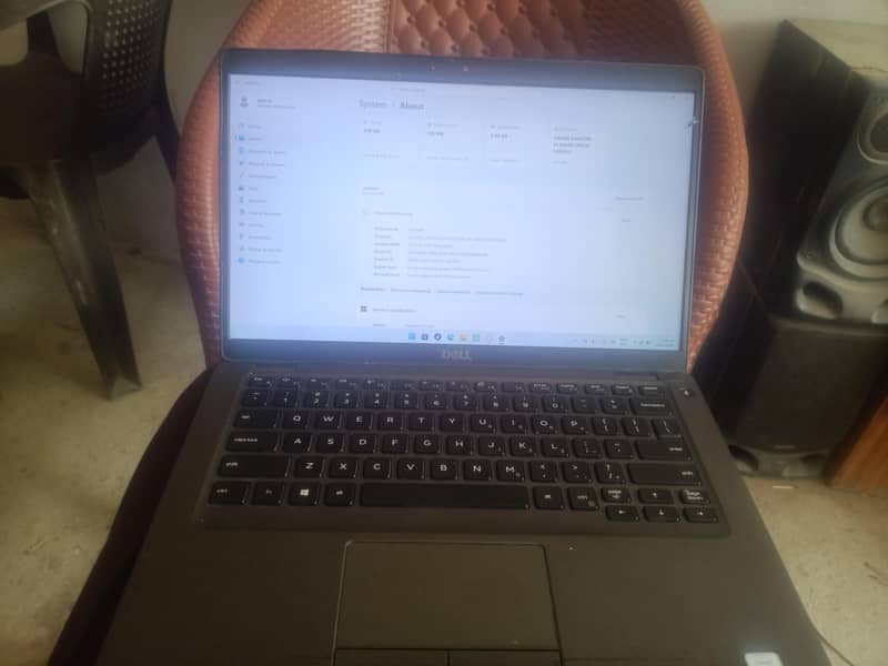 Laptop. . Dell 3