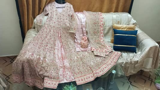 Beautiful Heavy Embroidered Bridal / Party Wear Maxi – Pink & Golden