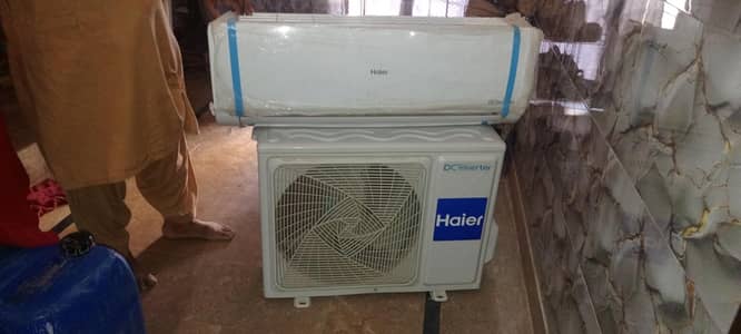 Air Conditioner (AC) for Sale – Good Condition” Agar AC ki co