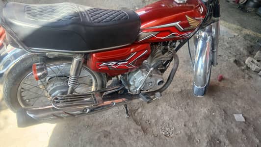 i want to sell my bike only cam ki thori awaz ha