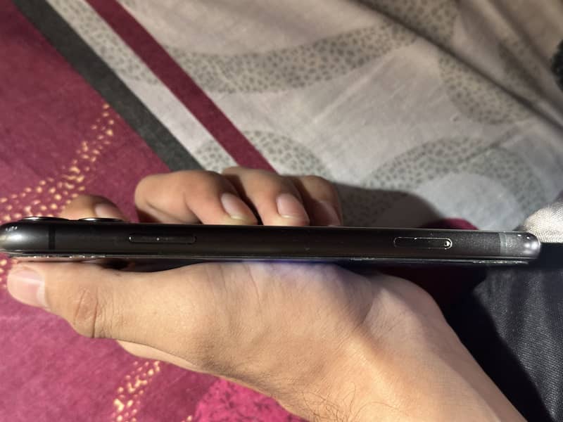 Apple iPhone 11 2