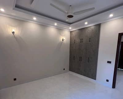 10 Marla House For rent In Rs. 140000 Only