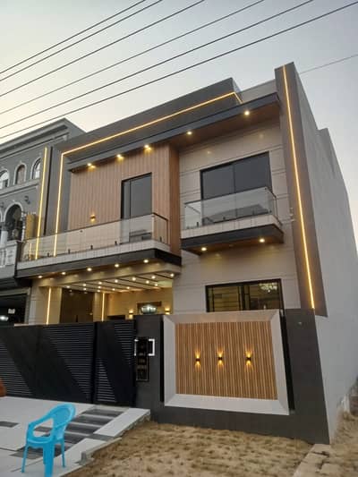 10 MARLA DOUBLE STORY BRAND NEW HOUSE FOR SALE