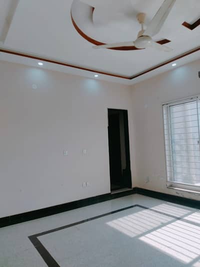 10 MARLA DOUBLE STOREY HOUSE FOR RENT