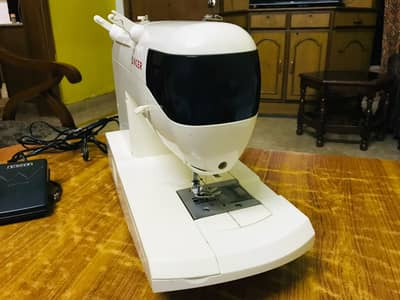 Singer All in One Machine (brand new)