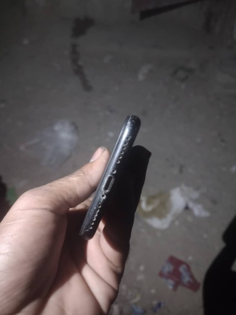 Apple iPhone 7 2