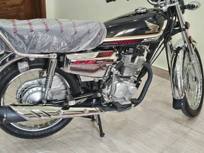 Honda 125 self start Black Model 2025