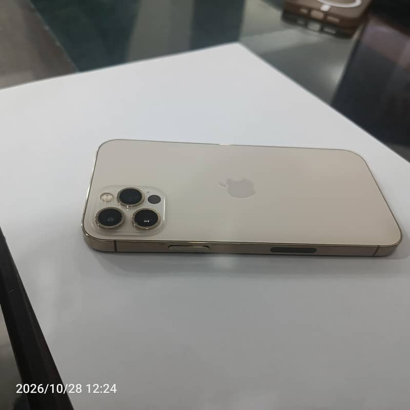 Apple iPhone 12 Pro 0