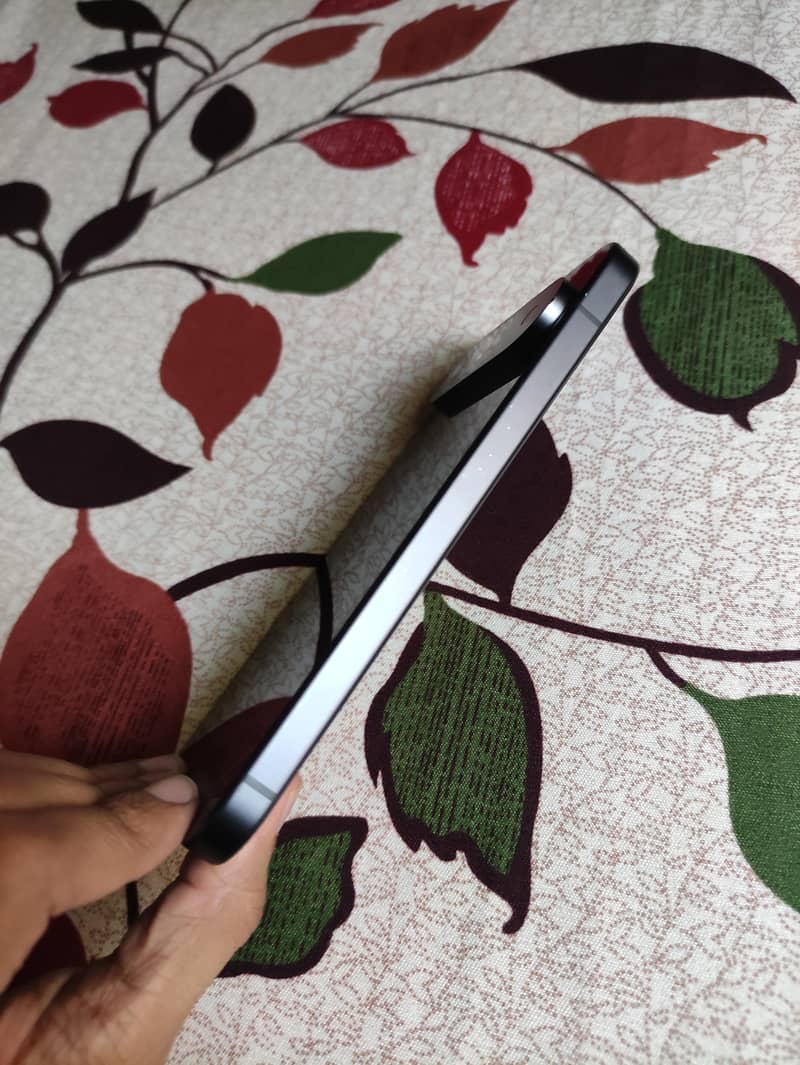 Google Pixel 9 2