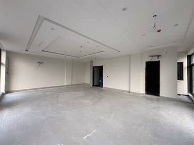Prime 8 Marla 4th Floor Office Available For Rent In DHA Phase 8 Commercial Broadway