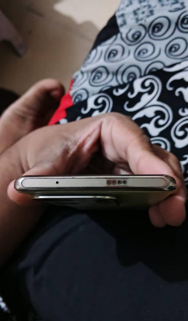 Infinix Zero 30 4