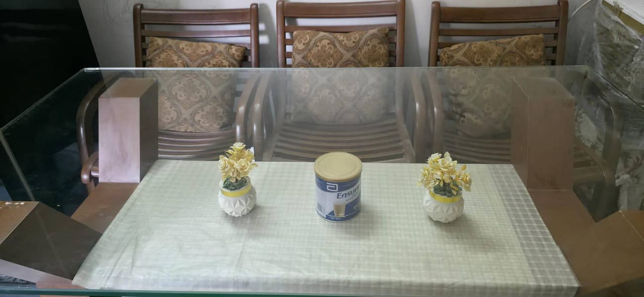 04 chairs  Dining Table 1