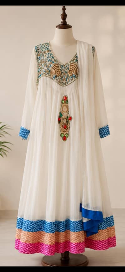 White Chiffon Anarkali Maxi with Dupatta – Medium Size