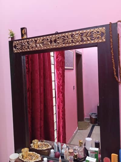 dressing table