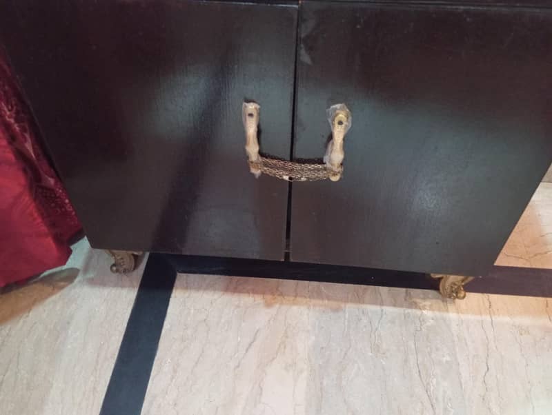 dressing table 3