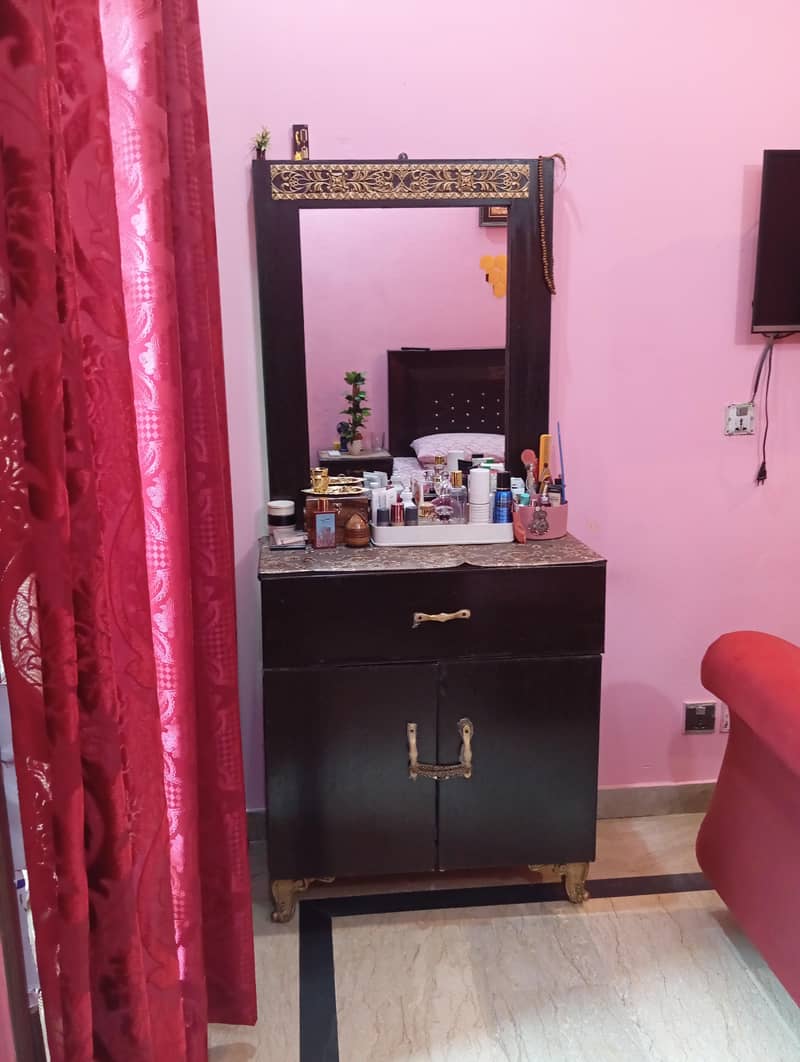 dressing table - Dressers & Drawers - 1120963996