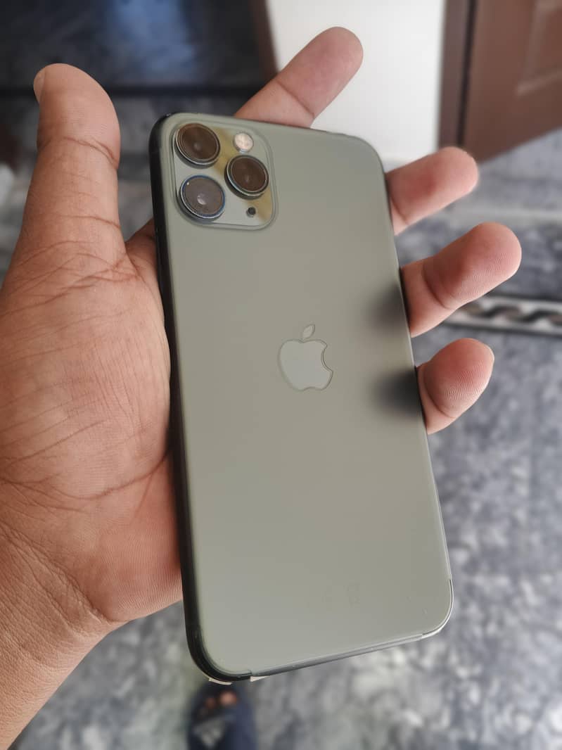 Apple iPhone 11 Pro 1