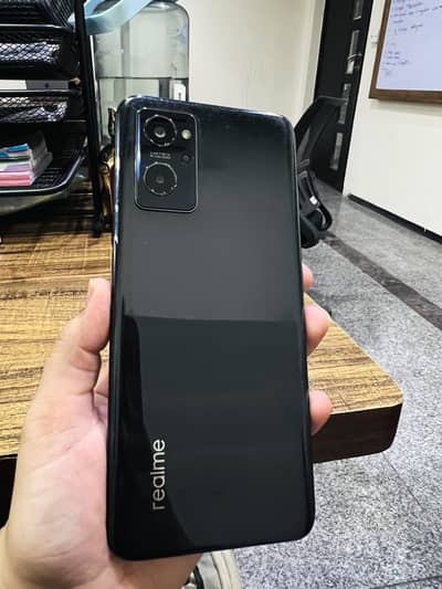 Realme 9i - 6GB RAM /128 GB Storage-6.59 inch Screen size PTA approved