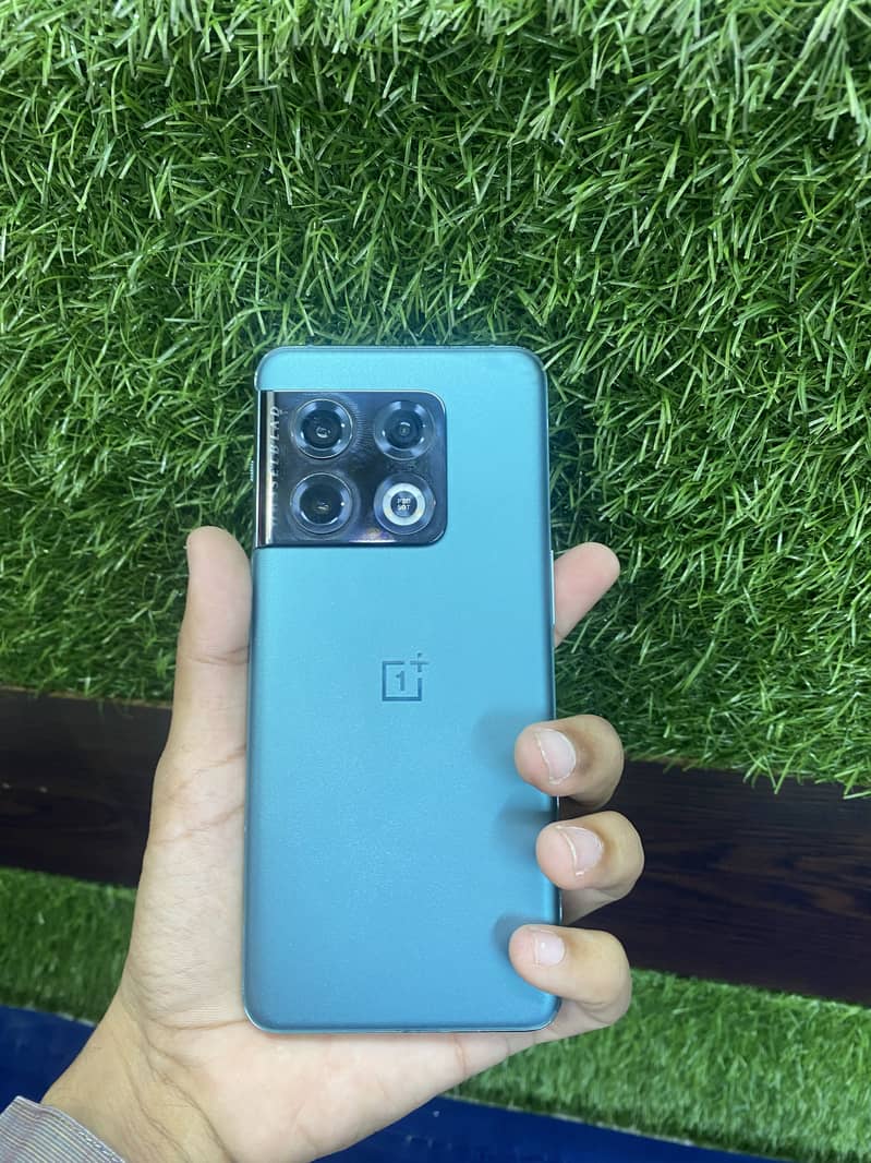 One Plus 10 Pro 0