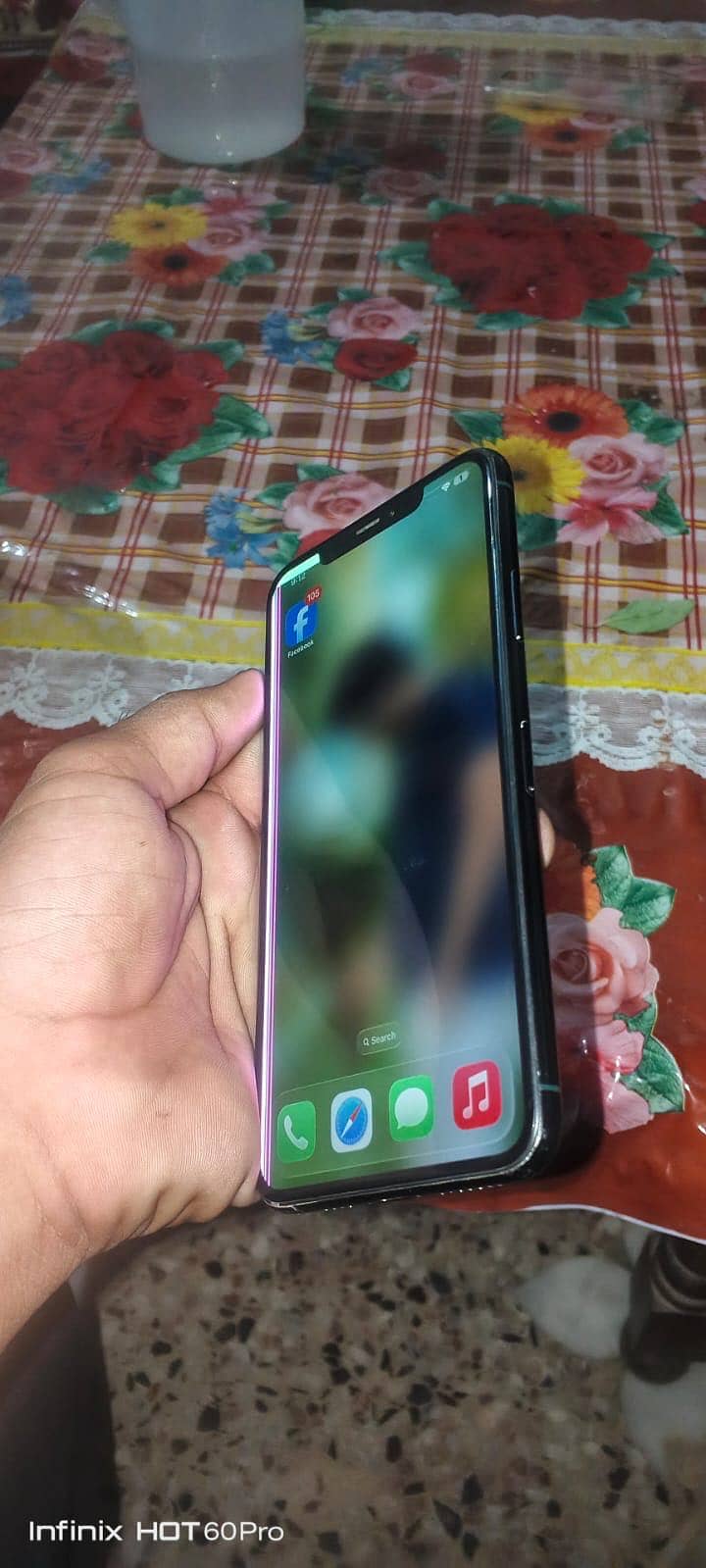 Apple iPhone 11 Pro Max 2