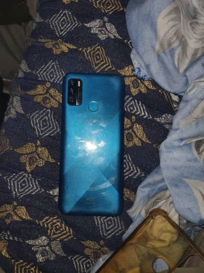 infinix hotv9 play. . 4. . 64 all. . OK . . with box. . only pnel chnge
