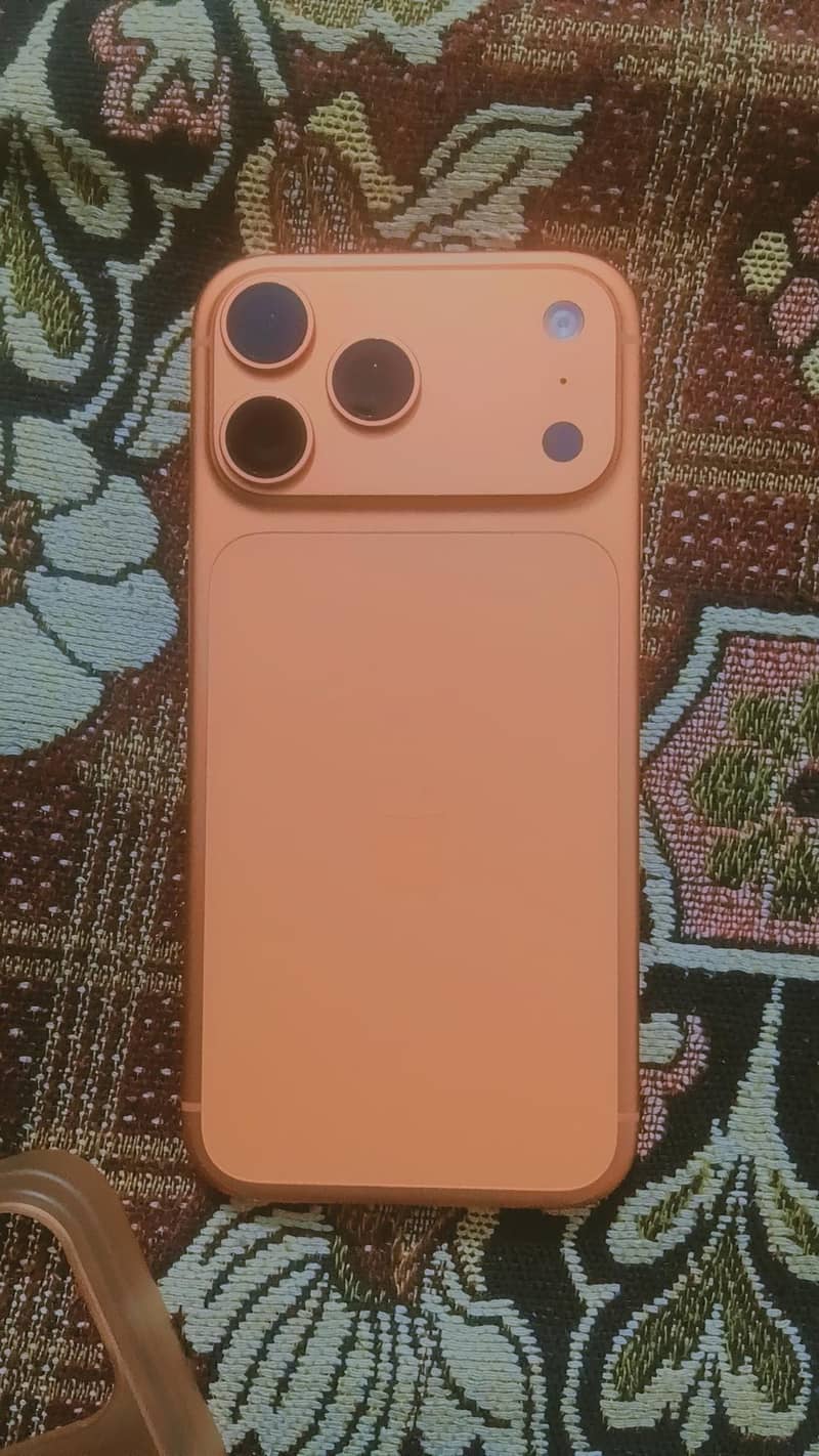 Apple iPhone 17 Pro Max 0