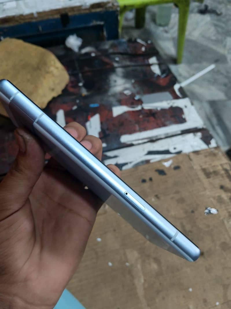 Google Pixel 7a 5