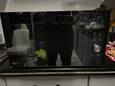 LG Convection & Grill Microwave Oven
