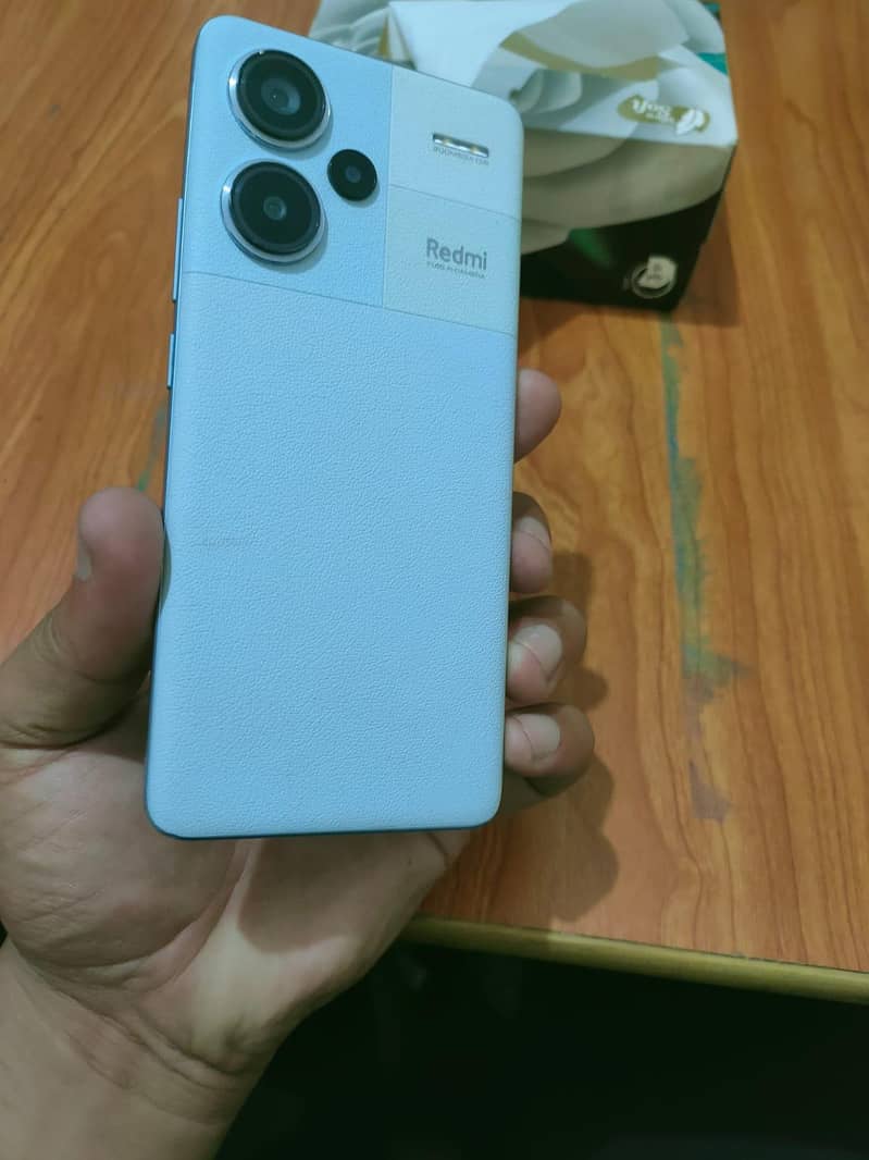 Xiaomi Redmi Note 13 Pro Plus 1