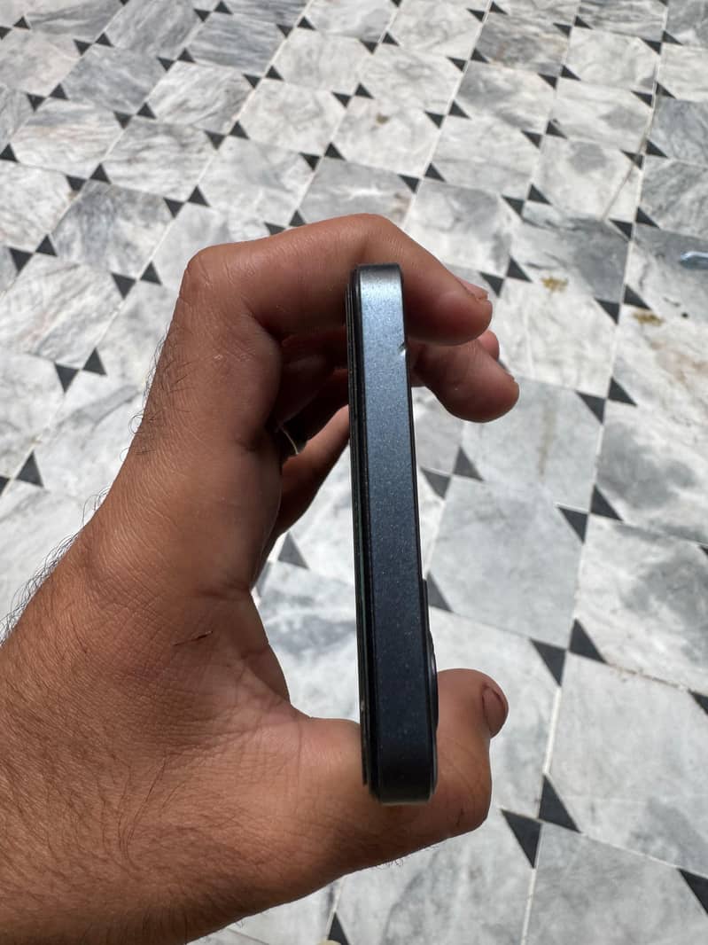 Realme C65 5