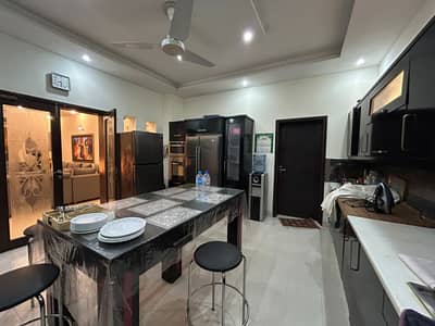 1 KANAL HOUSE AVAILABLE FOR SALE IN DHA PH 7 Y BLOCK . . BEST LOCATION