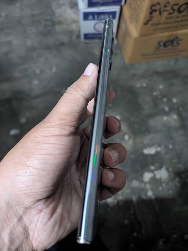 Samsung Mobile Note 10 Plus 3