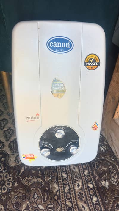 Geyser only 2month use whatsapp 0345——8000—646