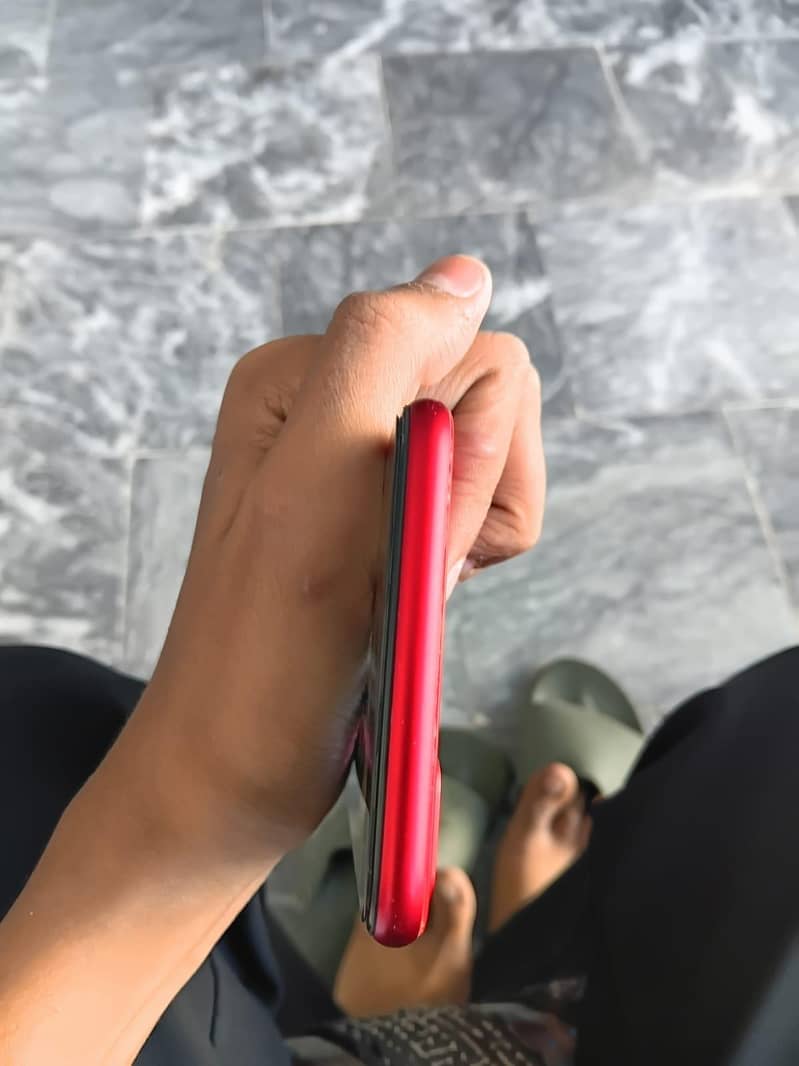 Apple iPhone 8 Plus 3