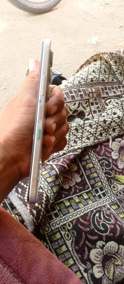 Infinix Hot 60i