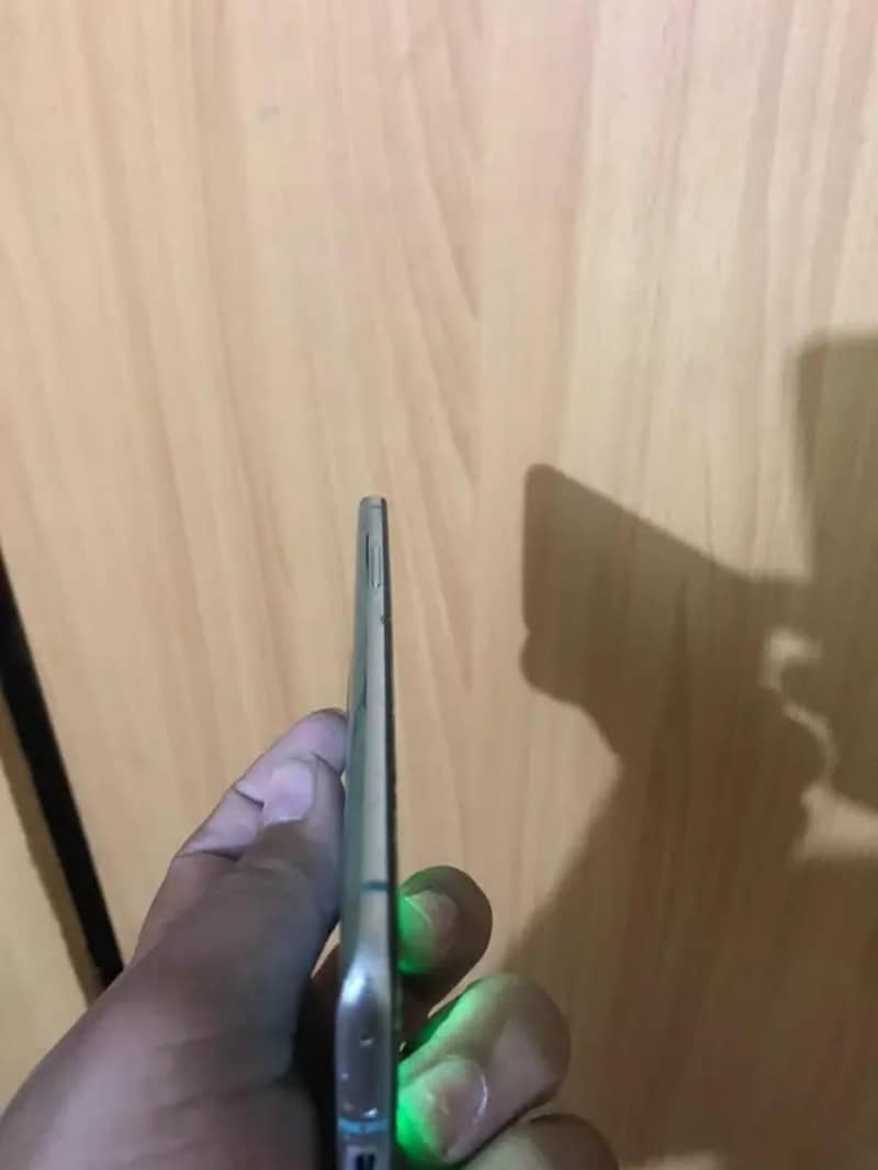 One Plus 8T 4