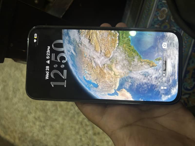 Apple iPhone 13 Pro 8