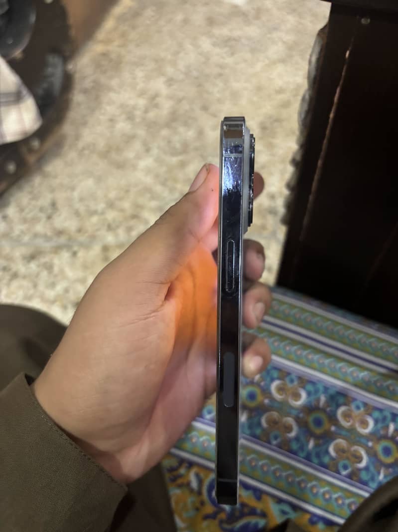Apple iPhone 13 Pro 16