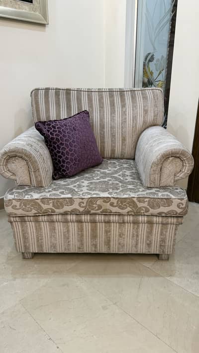 Sofa set 3+2+1+1