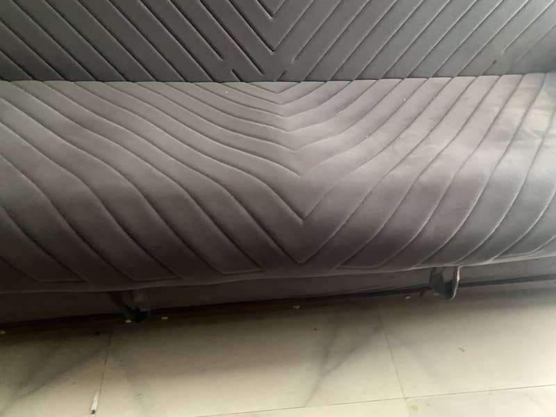 Sofa 3 seater 5