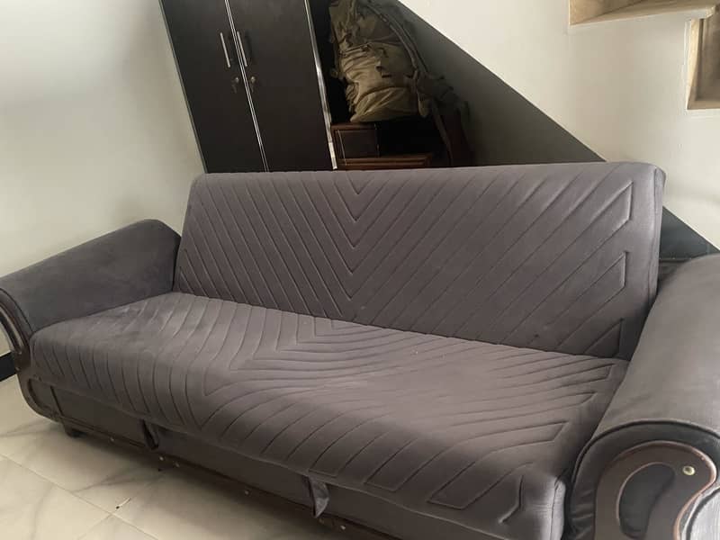 Sofa 3 seater 6