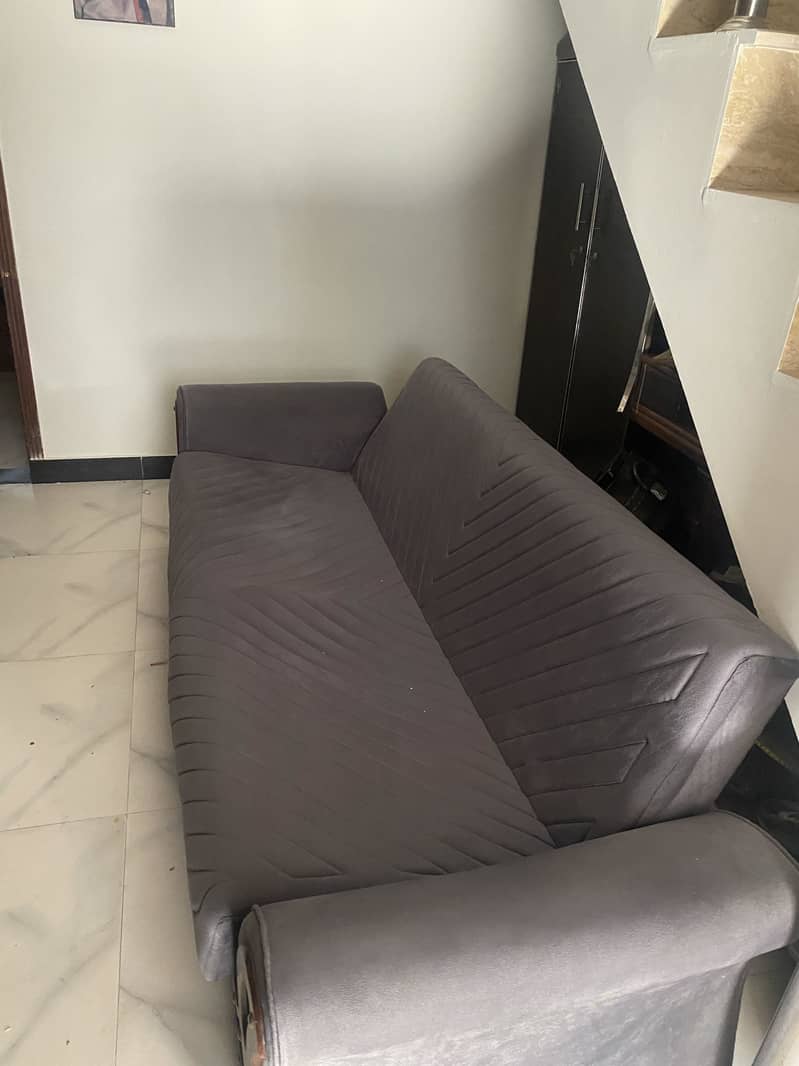 Sofa 3 seater 7