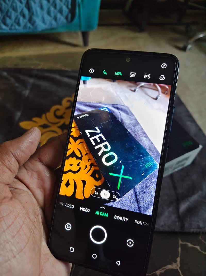 Infinix Zero X Pro 8