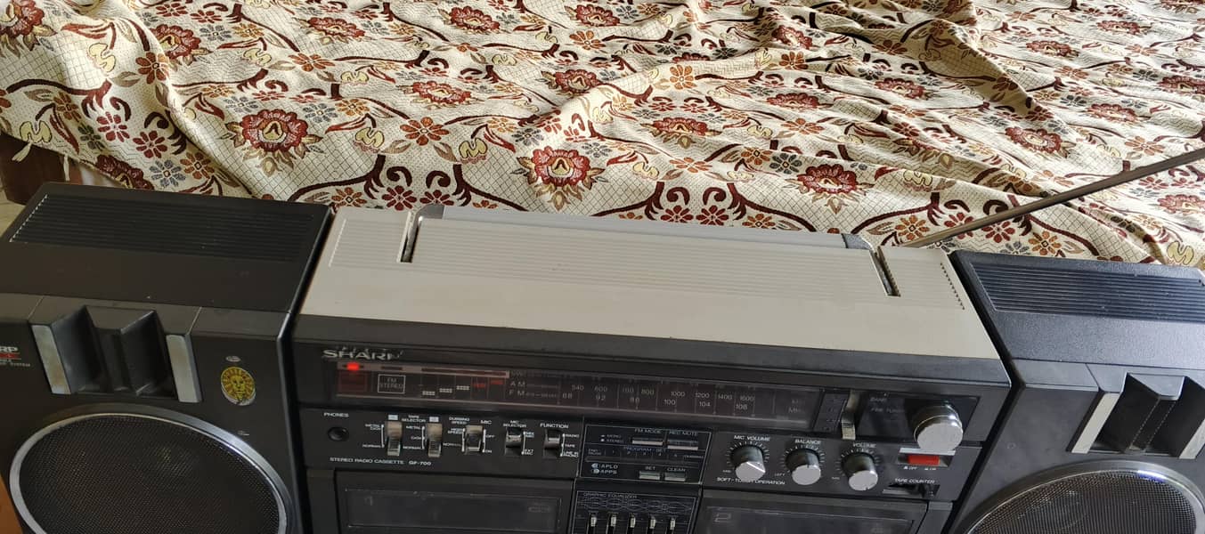 sharp GF 700 tape recorder 1