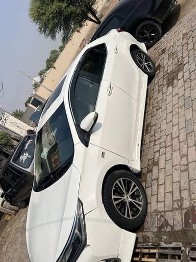 Toyota Altis Grande 2016